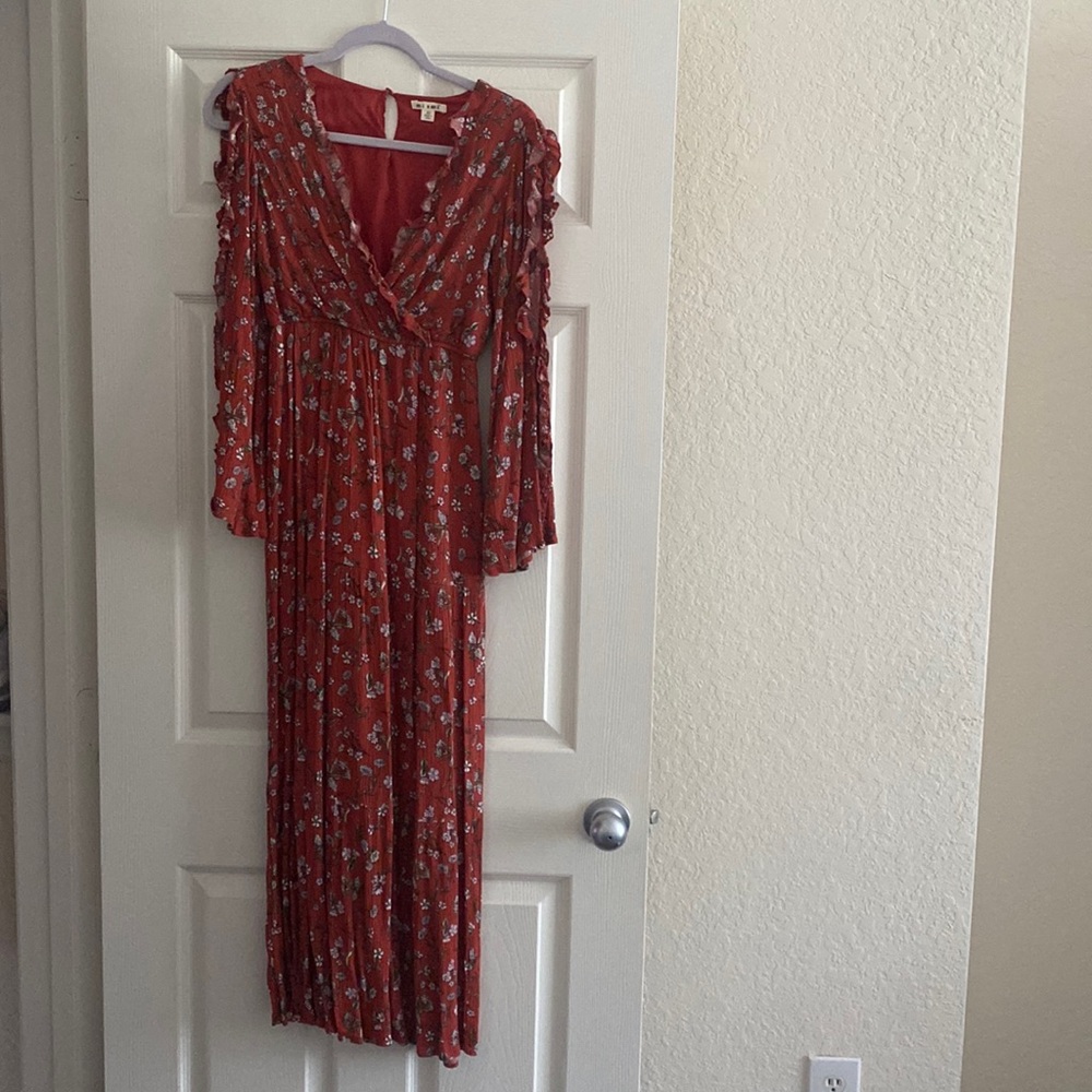 Boho floral maxi dress. Long sleeves. Size XS. Worn once.